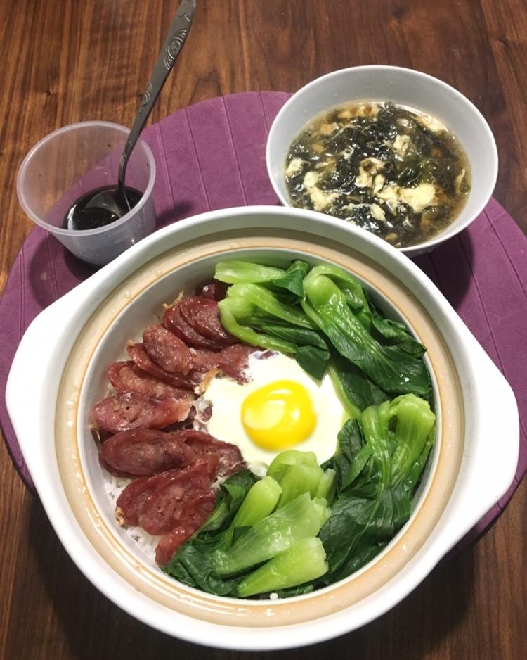 天添太阳做的广式腊味煲仔饭