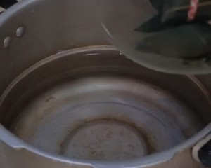 牛角小粽子包法视频详解---白粽&鲜肉粽的做法 步骤11