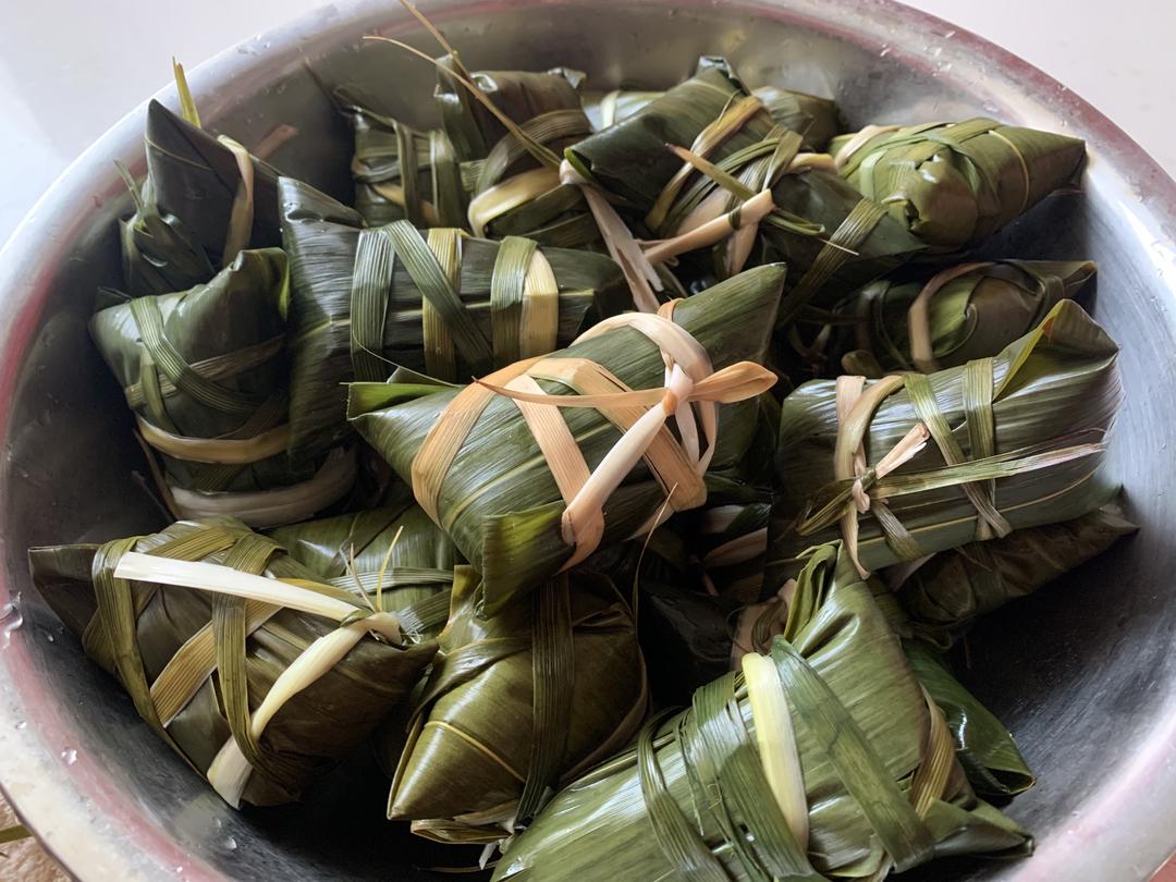 粽子(四角粽子包法)的做法 步骤9