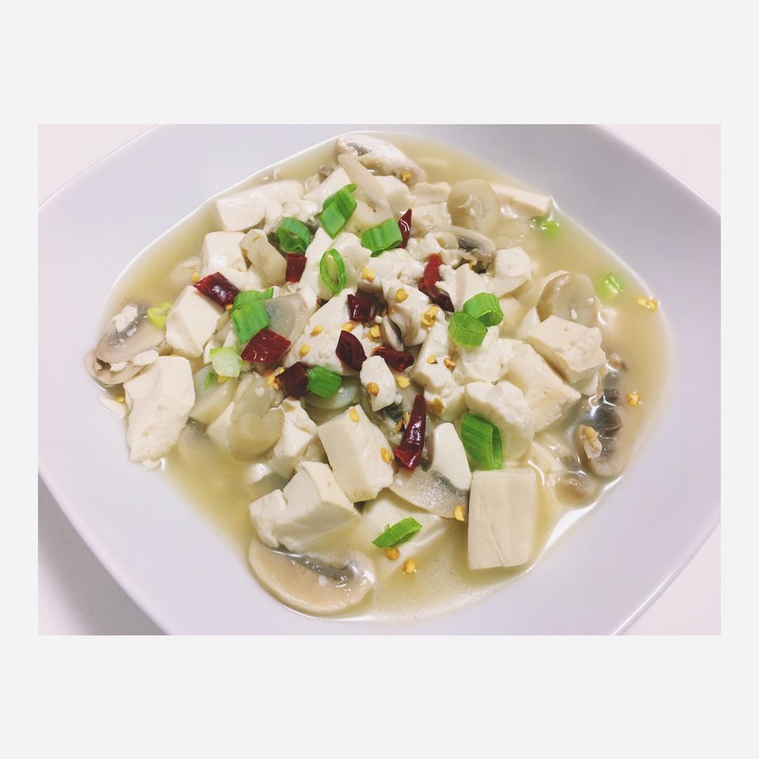 sheryl夏洛的网做的蘑菇炒豆腐