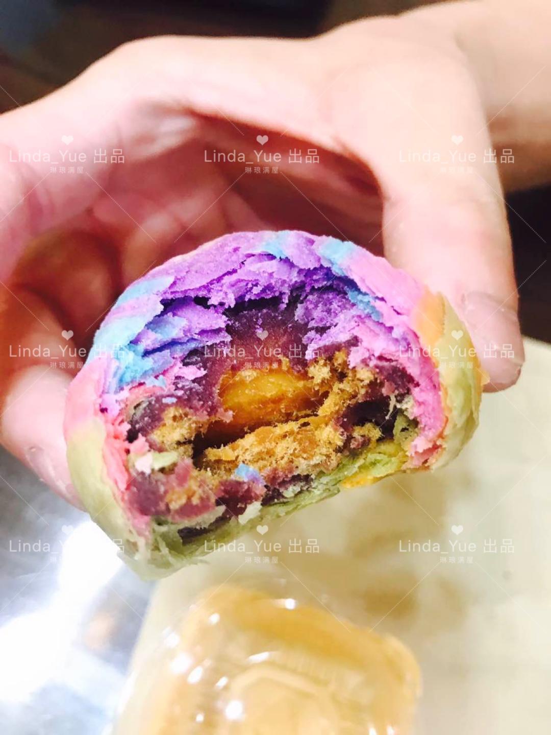 【彩虹蛋黄酥的做法步骤图,彩虹蛋黄酥怎么做好吃】Linda_Yue-制作