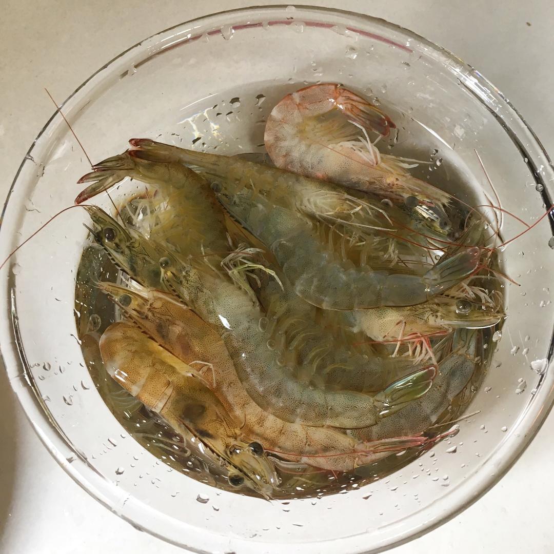 香辣开背虾的做法 步骤1