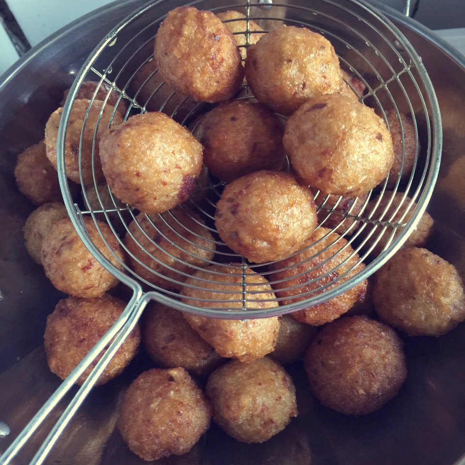 豆沙板栗_做的炸糯米圆子