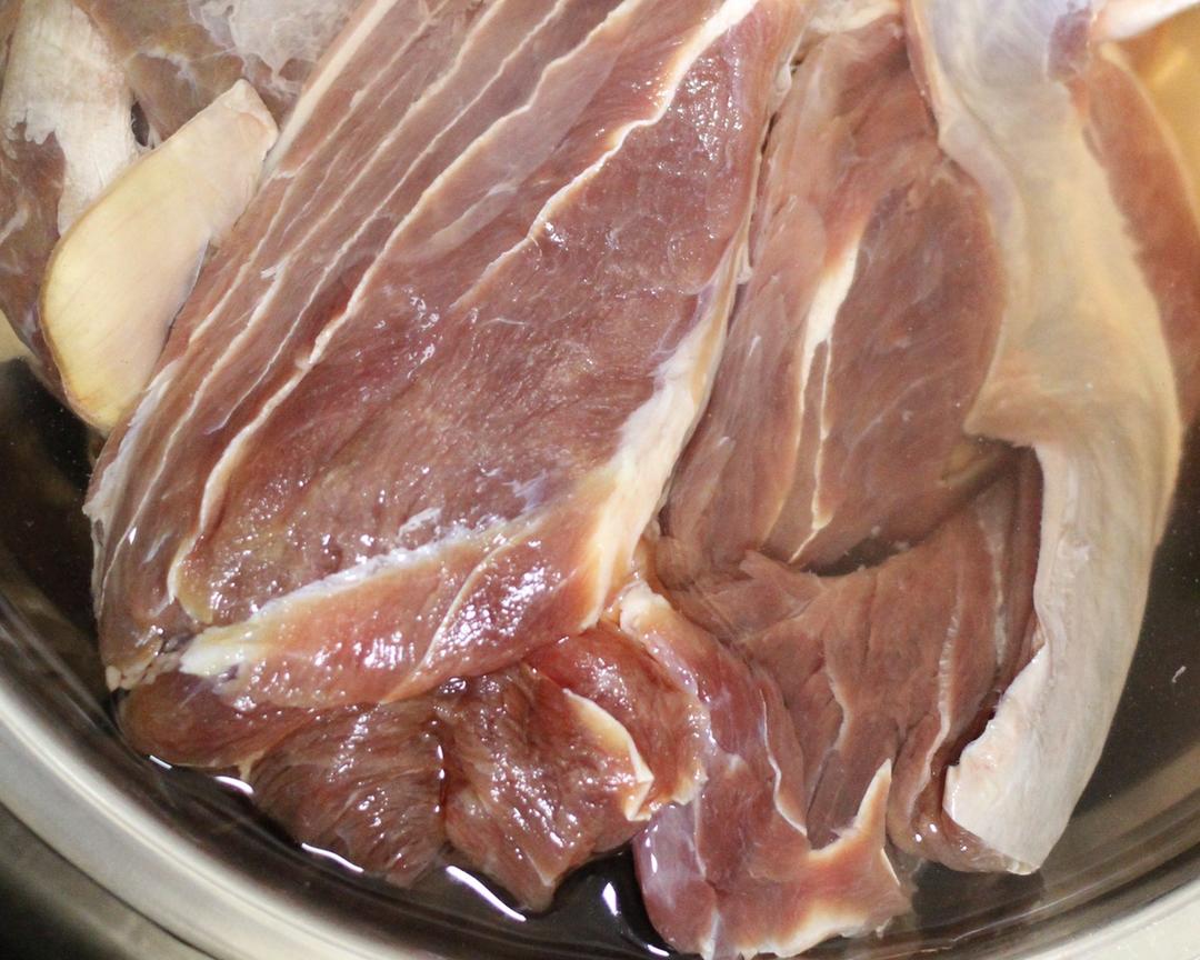 家传秘制酱牛肉