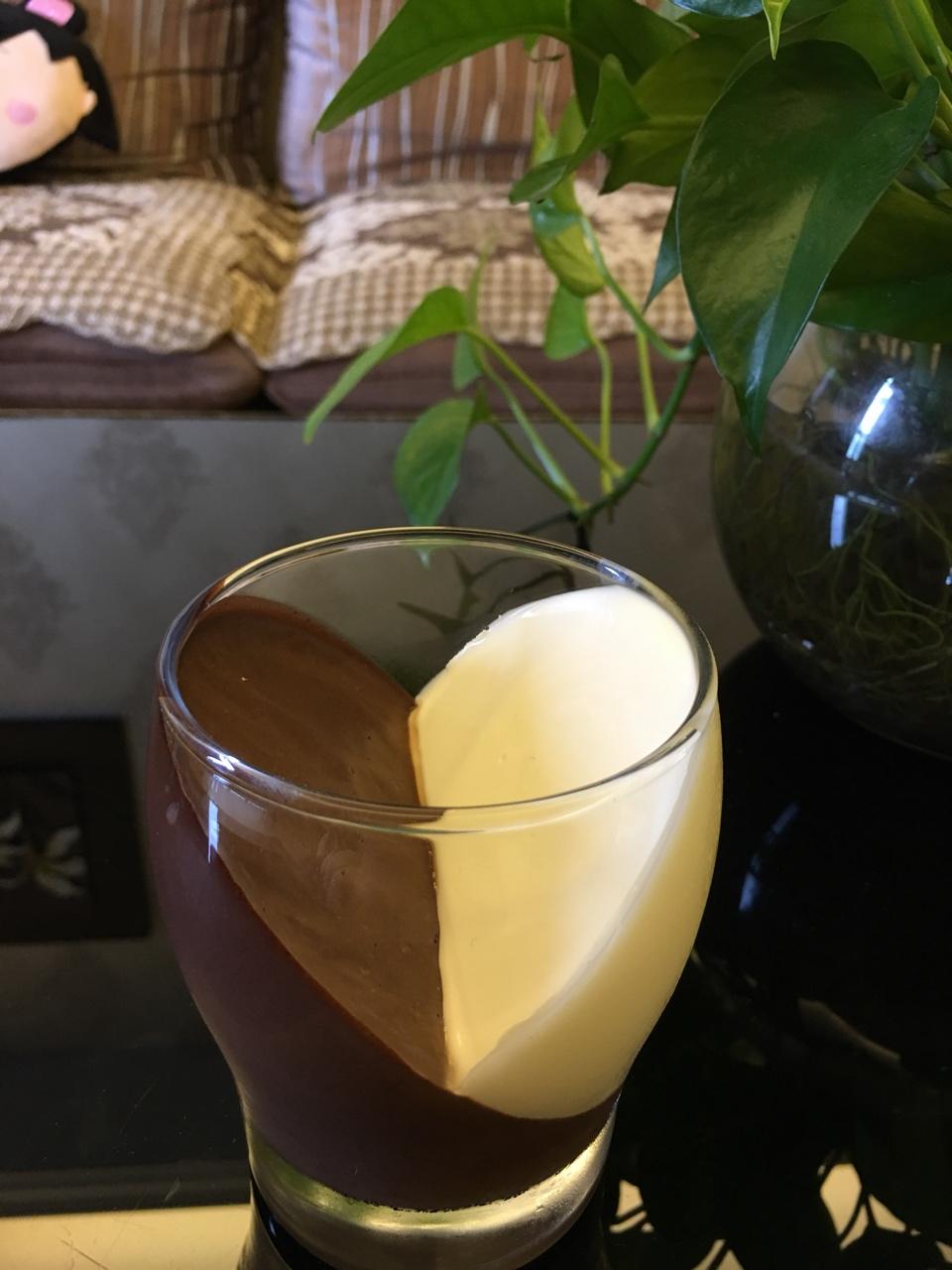 明天佑佑做的巧克力牛奶心形布丁