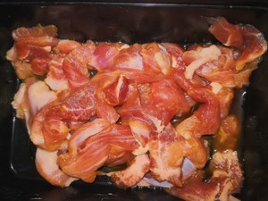 适合夏天的豆角炒肉的做法 步骤3