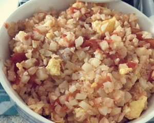 减肥餐:番茄鸡蛋菜花饭