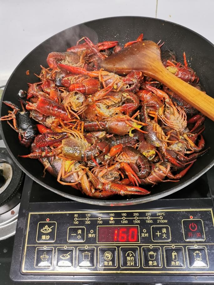 海底捞版零失败麻辣小龙虾！！！！的做法 步骤13
