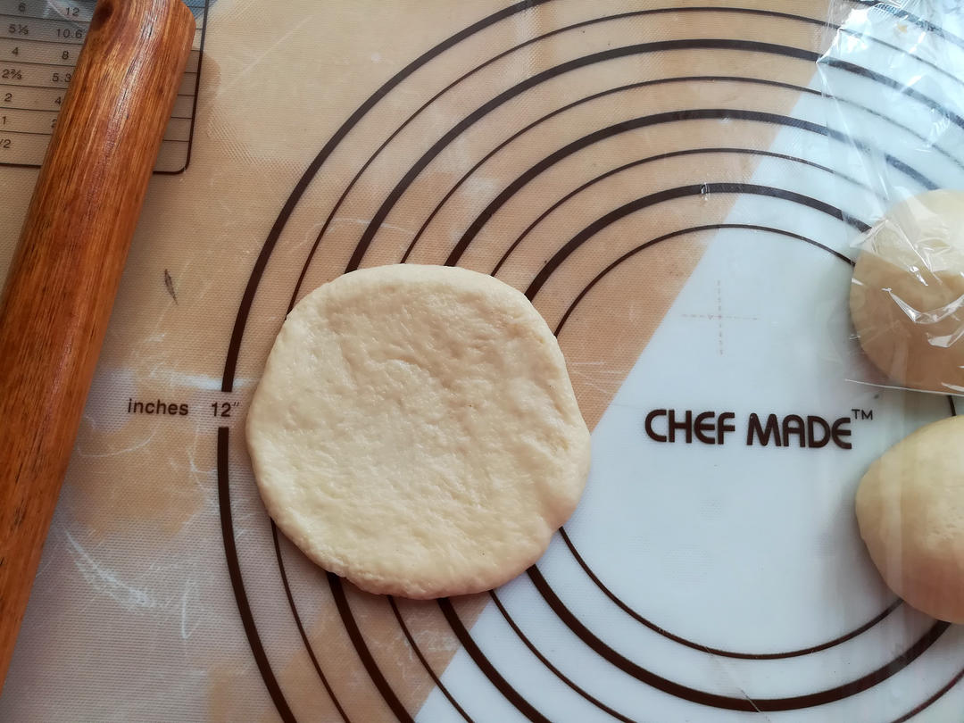 【血糯米餐包的做法步骤图，血糯米餐包怎么做好吃】龙宝宝陈诺-制作