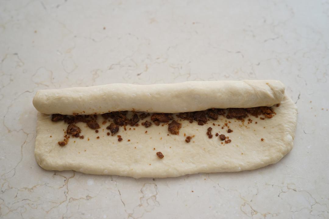 【绵软红糖流心吐司的做法步骤图，怎么做好吃】哈奇0328-制作