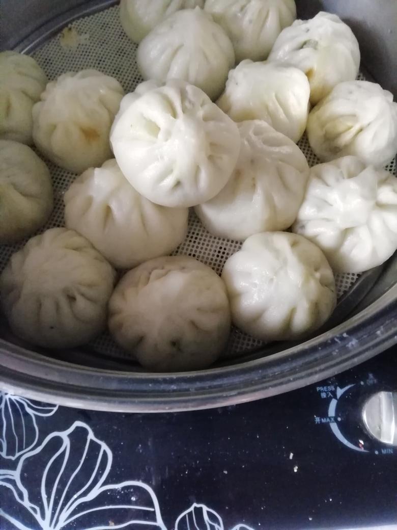 荠菜包子