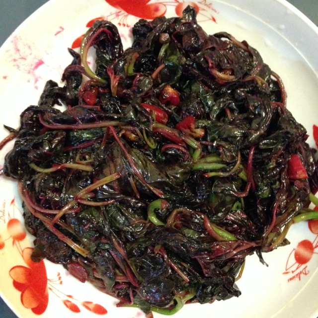 肉松小糊包做的清炒有机红汉菜