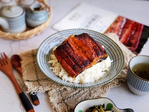 3分钟快手蒲烧鳗鱼饭的做法 步骤5