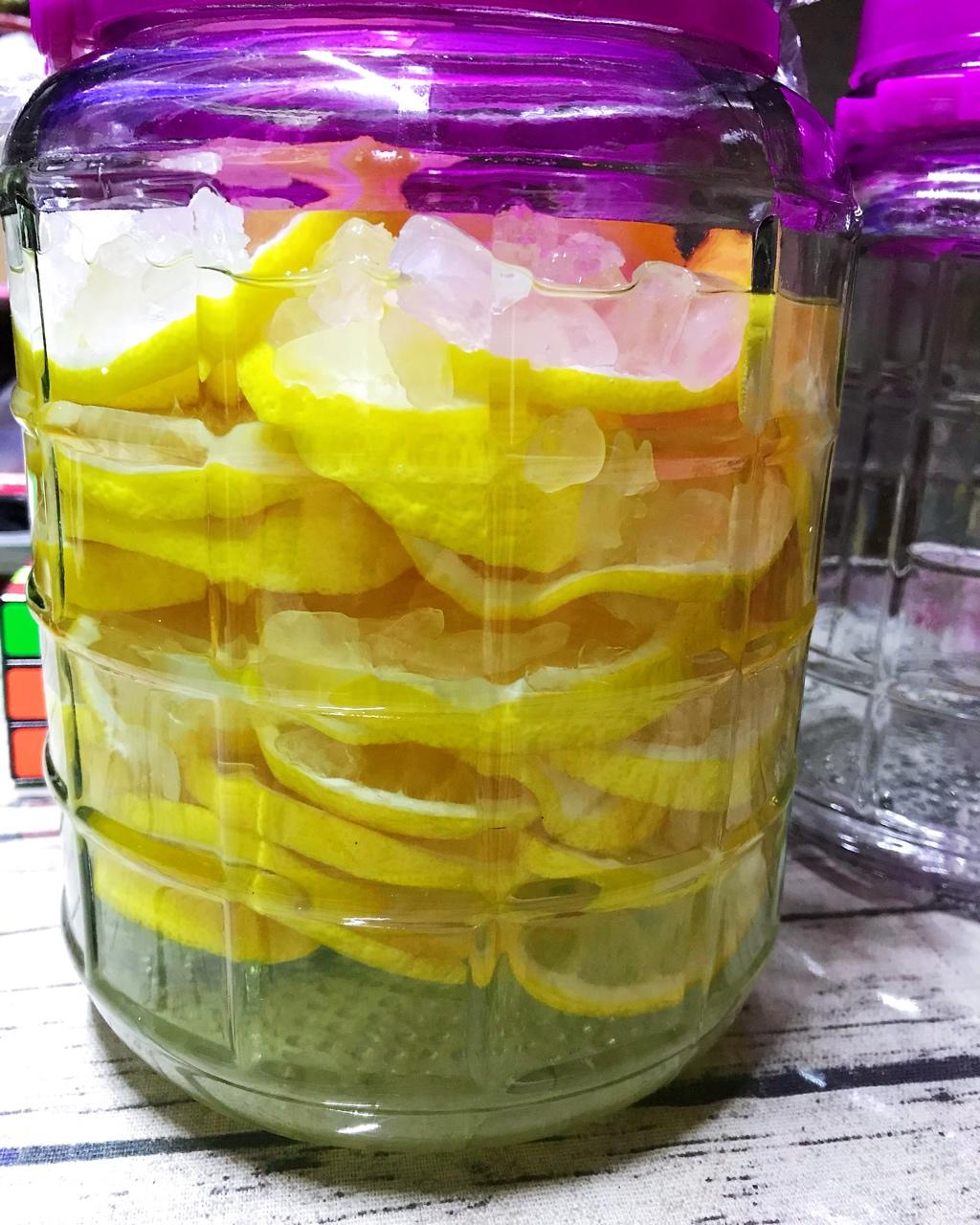 瞎猫爱吃鱼做的自制柠檬酵素～传说中的健康减肥!