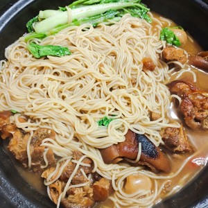 猪脚鲍鱼鹌鹑蛋一品会的做法 步骤11