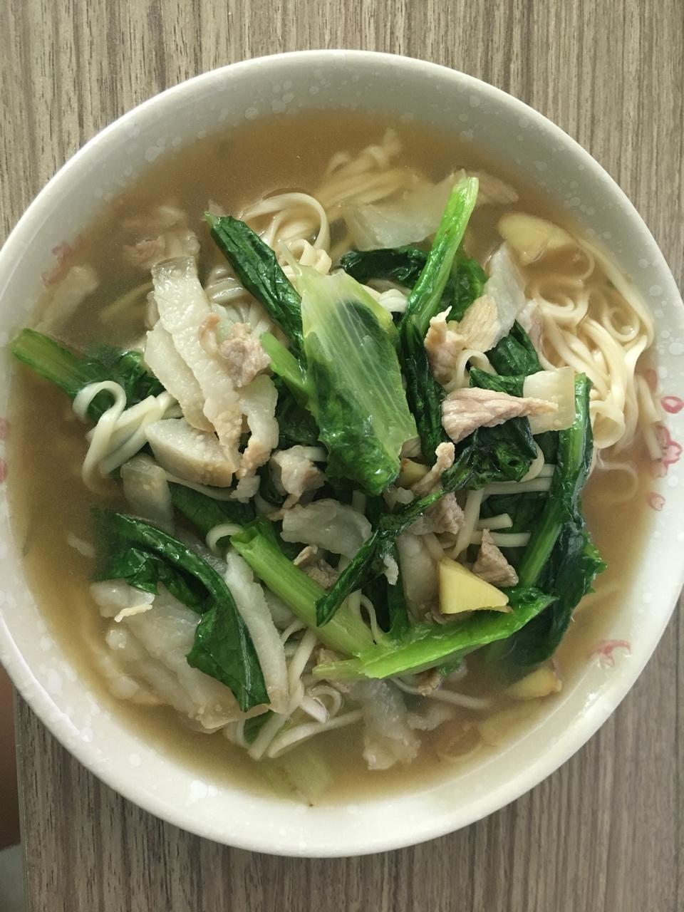 宫崎骏_l7pi做的青菜瘦肉面