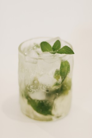 《欢HUAN》蜜桃?Mojito(无酒精) 送原味Mojito的做法 步骤11