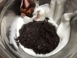 简化版熊谷裕子巧克力蛋糕的做法 步骤10