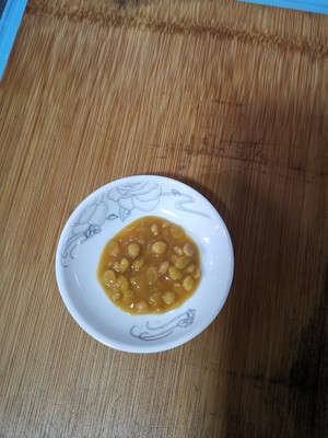 潮汕风味之不用翻面普宁豆酱半煎煮鱼的做法 步骤4