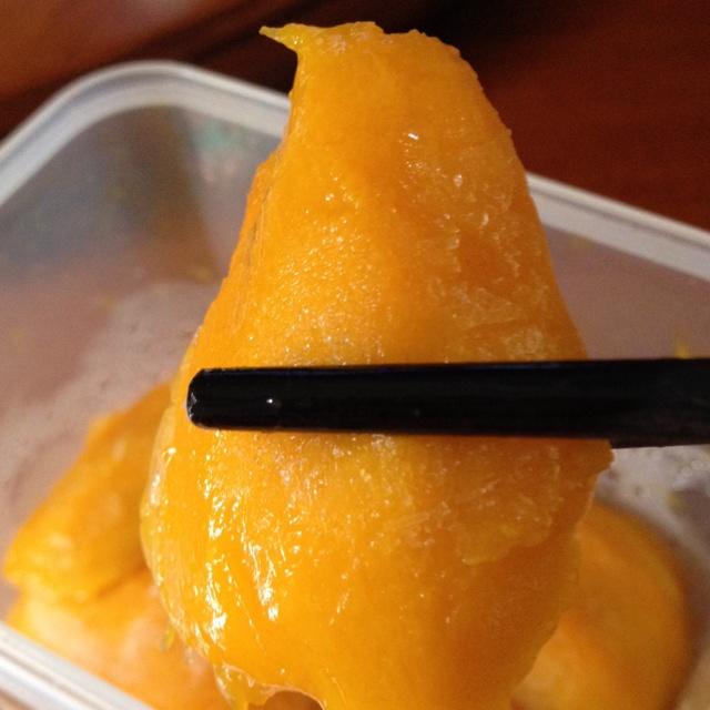 冰冻芒果的做法步骤图,冰冻芒果怎么做好吃】