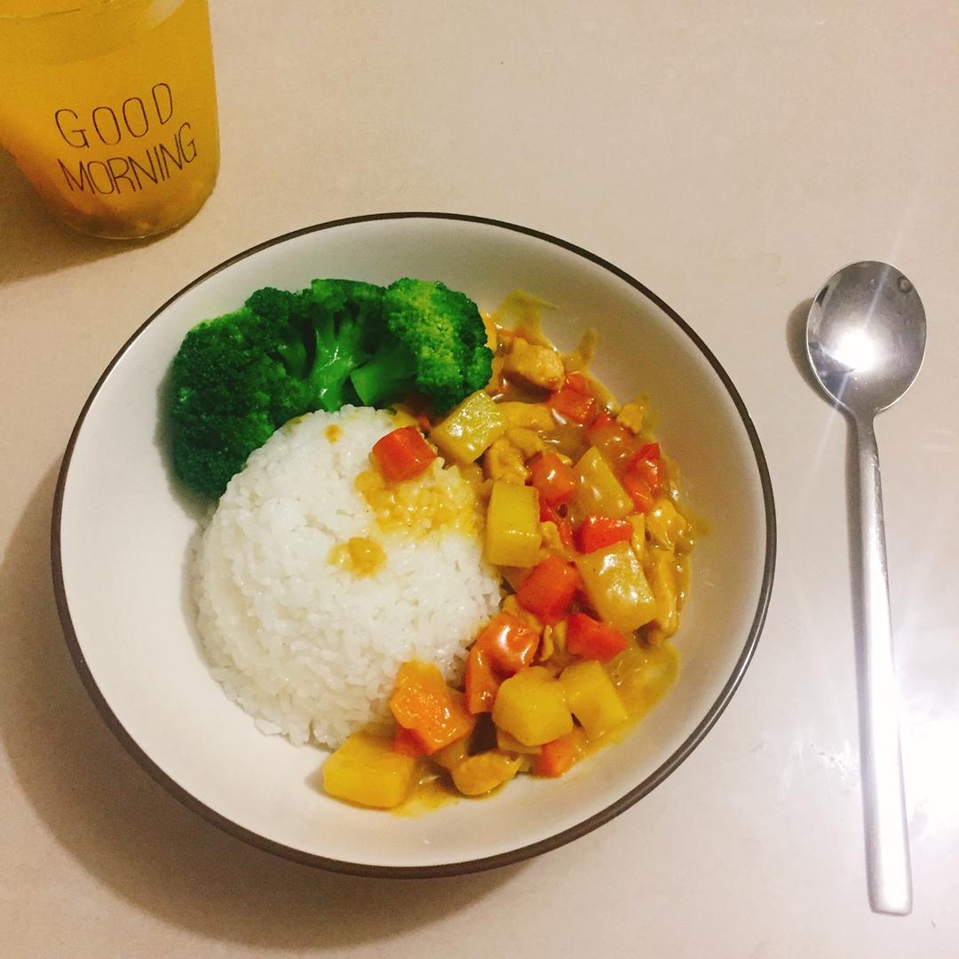 葡萄柚子西瓜蓝莓酱做的咖喱饭