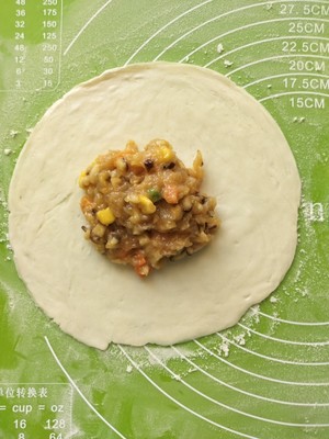 手抓饼馅饼~不用和面一样做馅饼的做法 步骤3