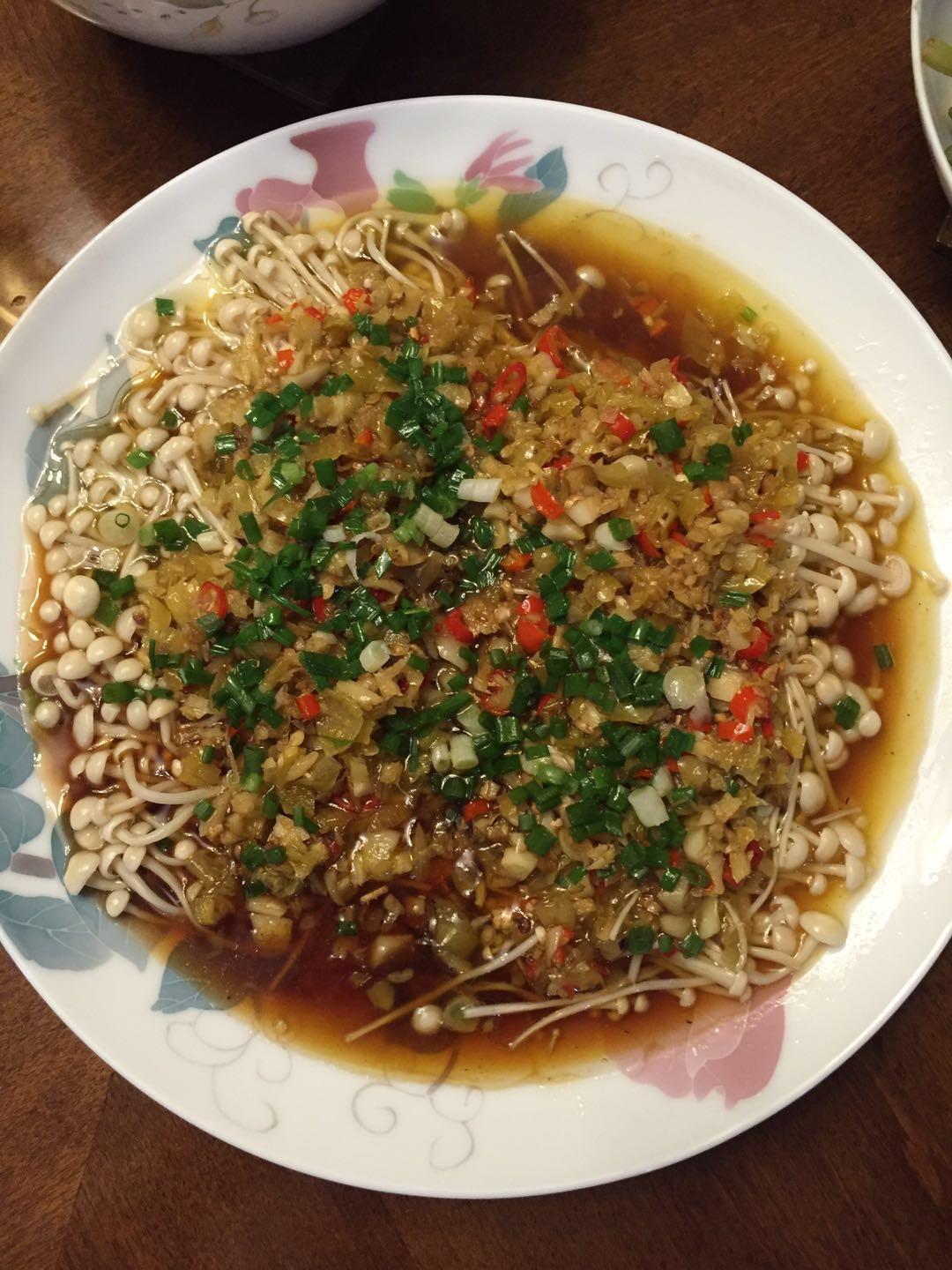 酱椒蒸金针菇