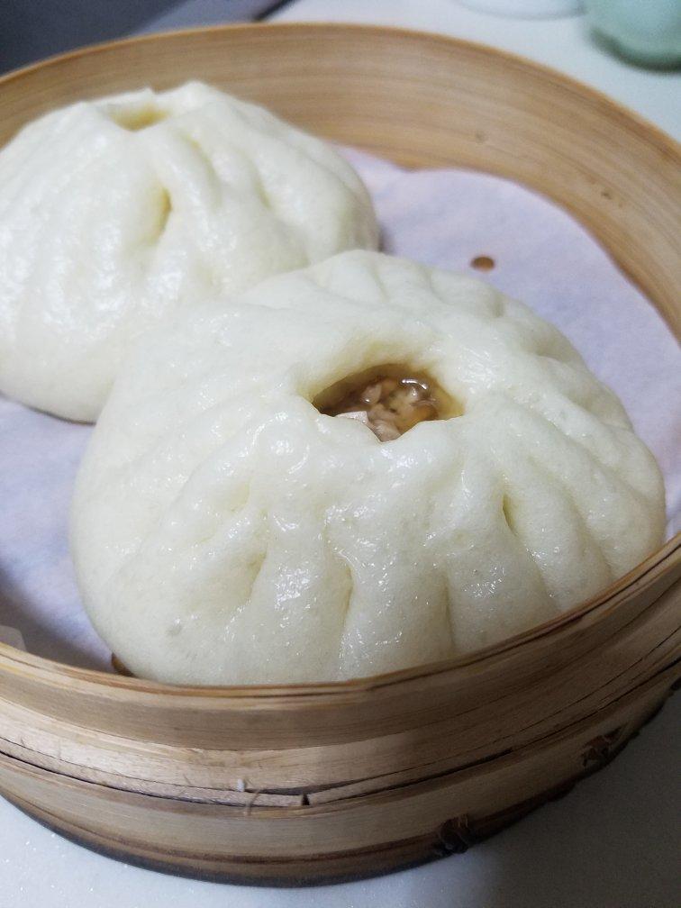 桔子_z97v做的松软多汁的肉包子