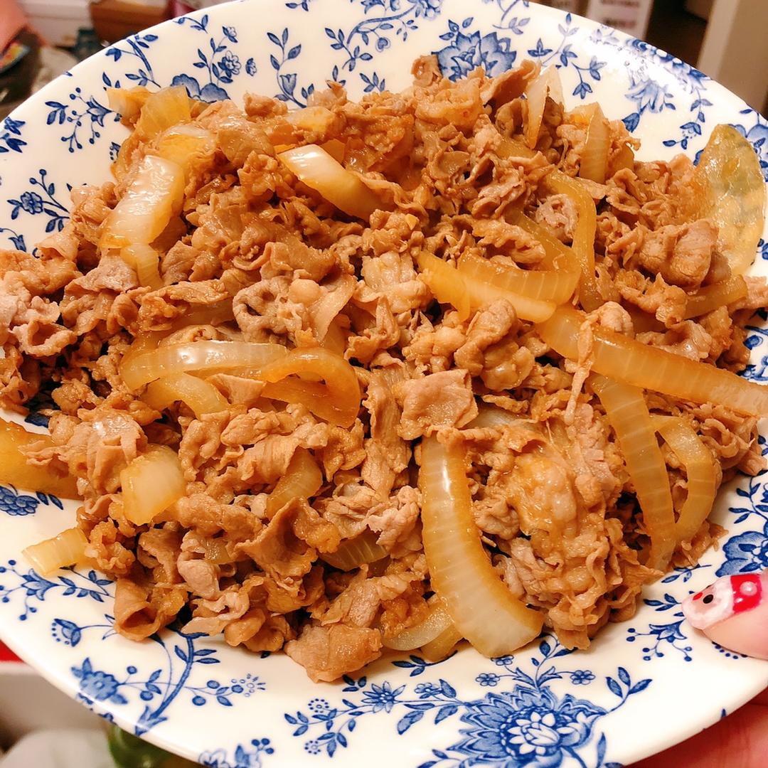 猴子爱大熊做的洋葱孜然羊肉片