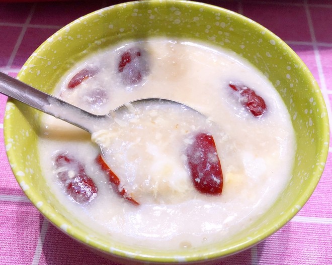 黑豆怎么吃可以生发_常吃黑豆能生发吗_生发黑豆汤