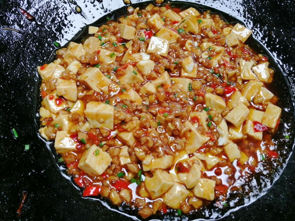 【麻婆豆腐的做法步骤图,麻婆豆腐怎么做好吃】小葡萄