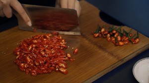 Clara的家常料理 | 泰椒蒜香小龙虾的做法 步骤4