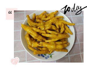 盐焗鸡爪的做法 步骤7