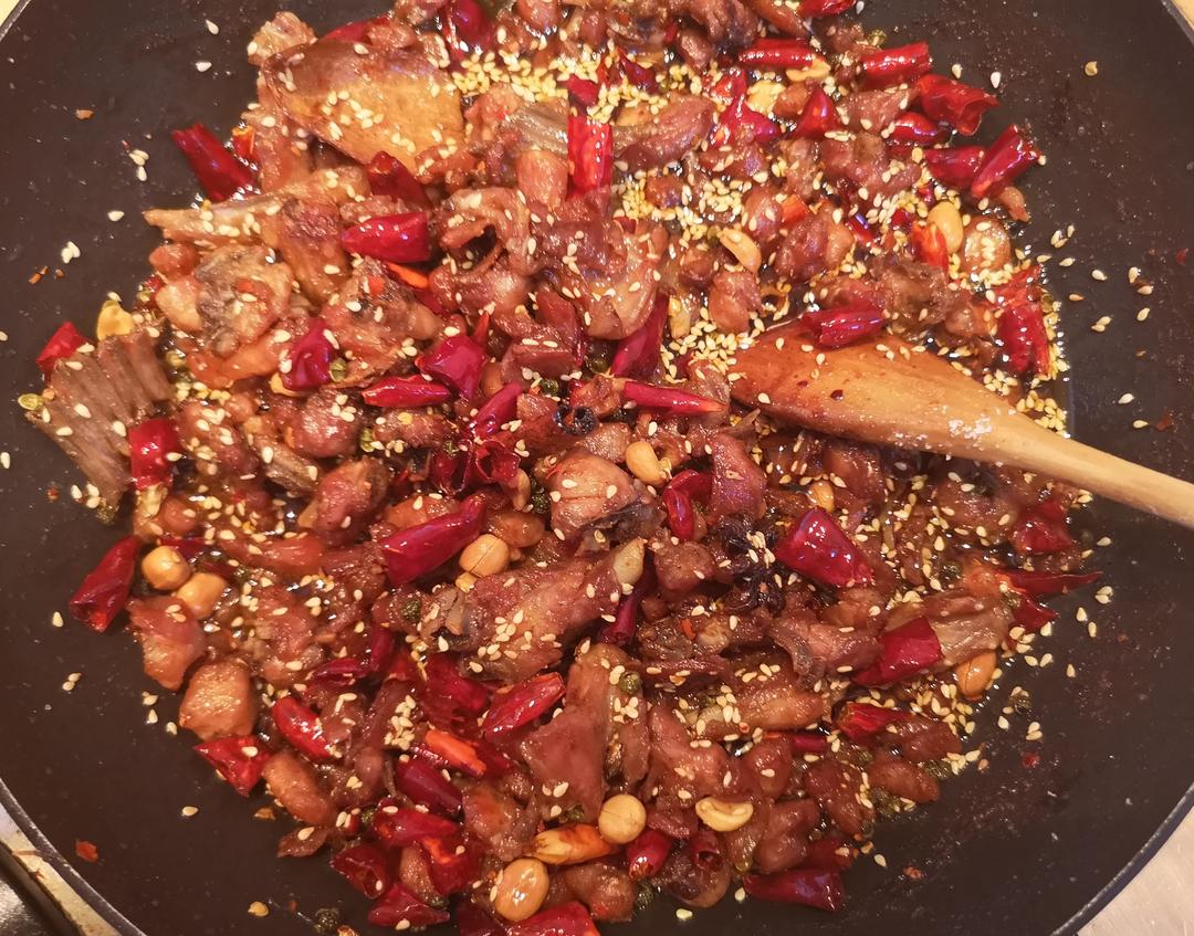 冷吃兔下酒菜馋嘴零食辣子兔丁