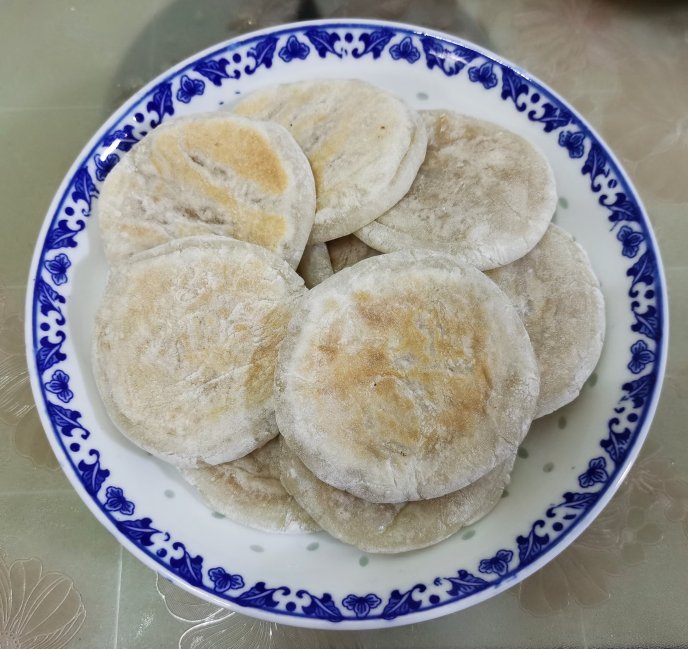 chelle姐厨房做的广东人的传统行山饼烧饼