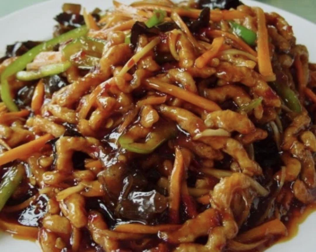 【鱼香肉丝的做法步骤图,鱼香肉丝怎么做好吃】倔强地