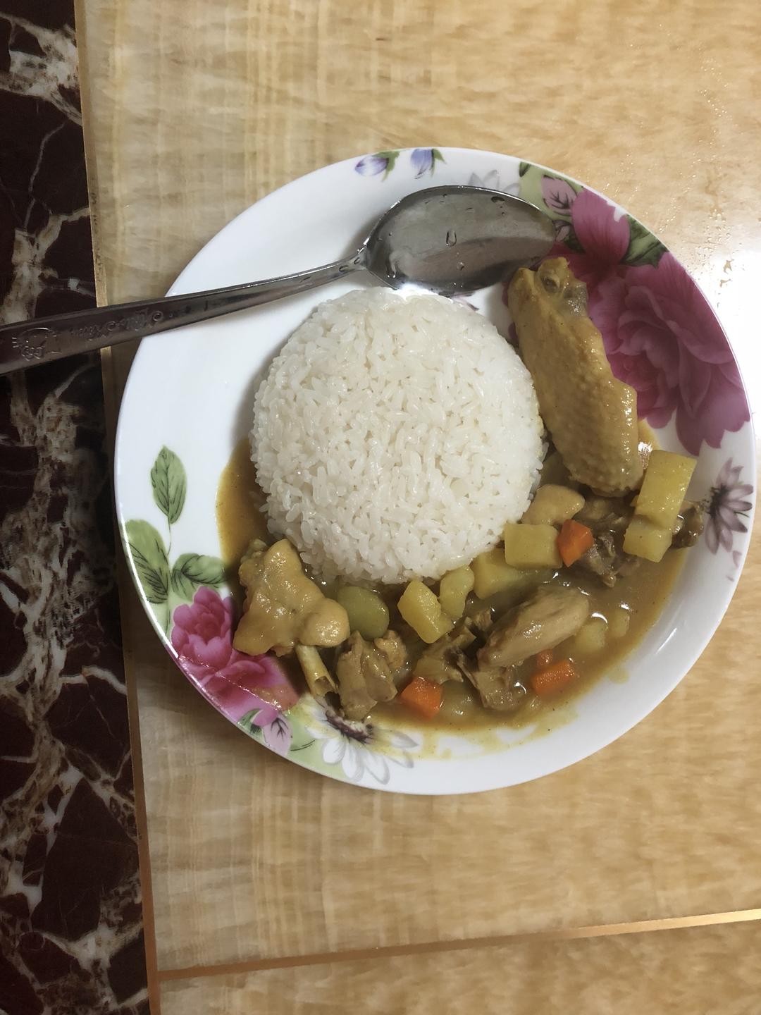 咖喱鸡肉饭的做法 步骤3
