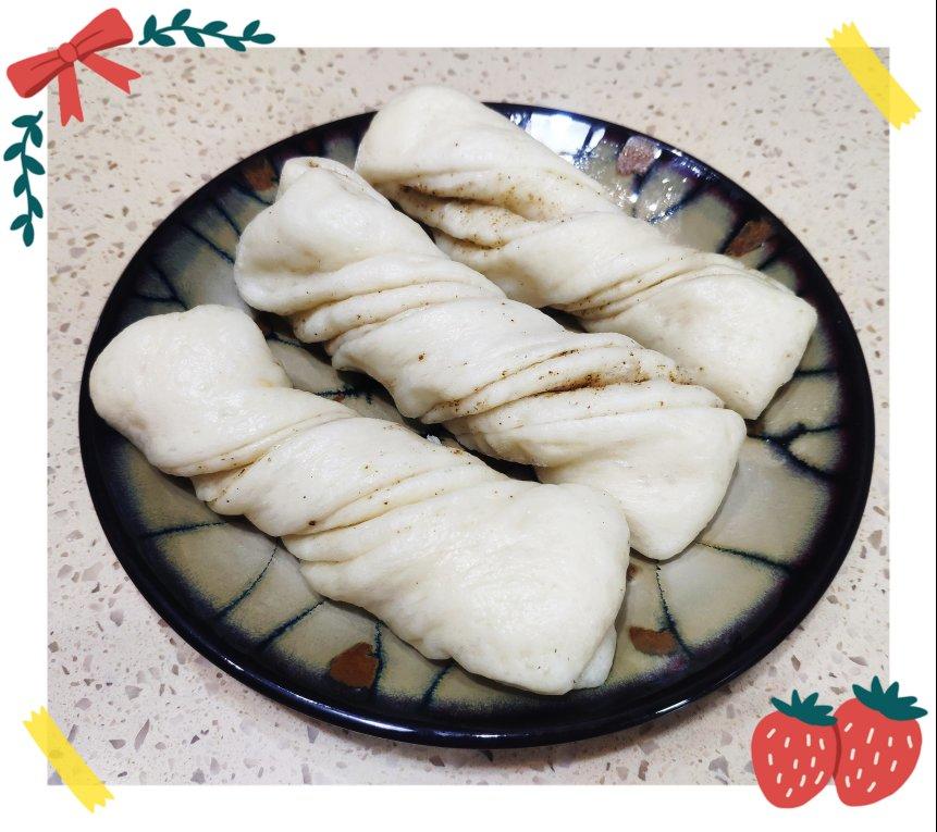 芝麻椒盐长花卷的全部作品
