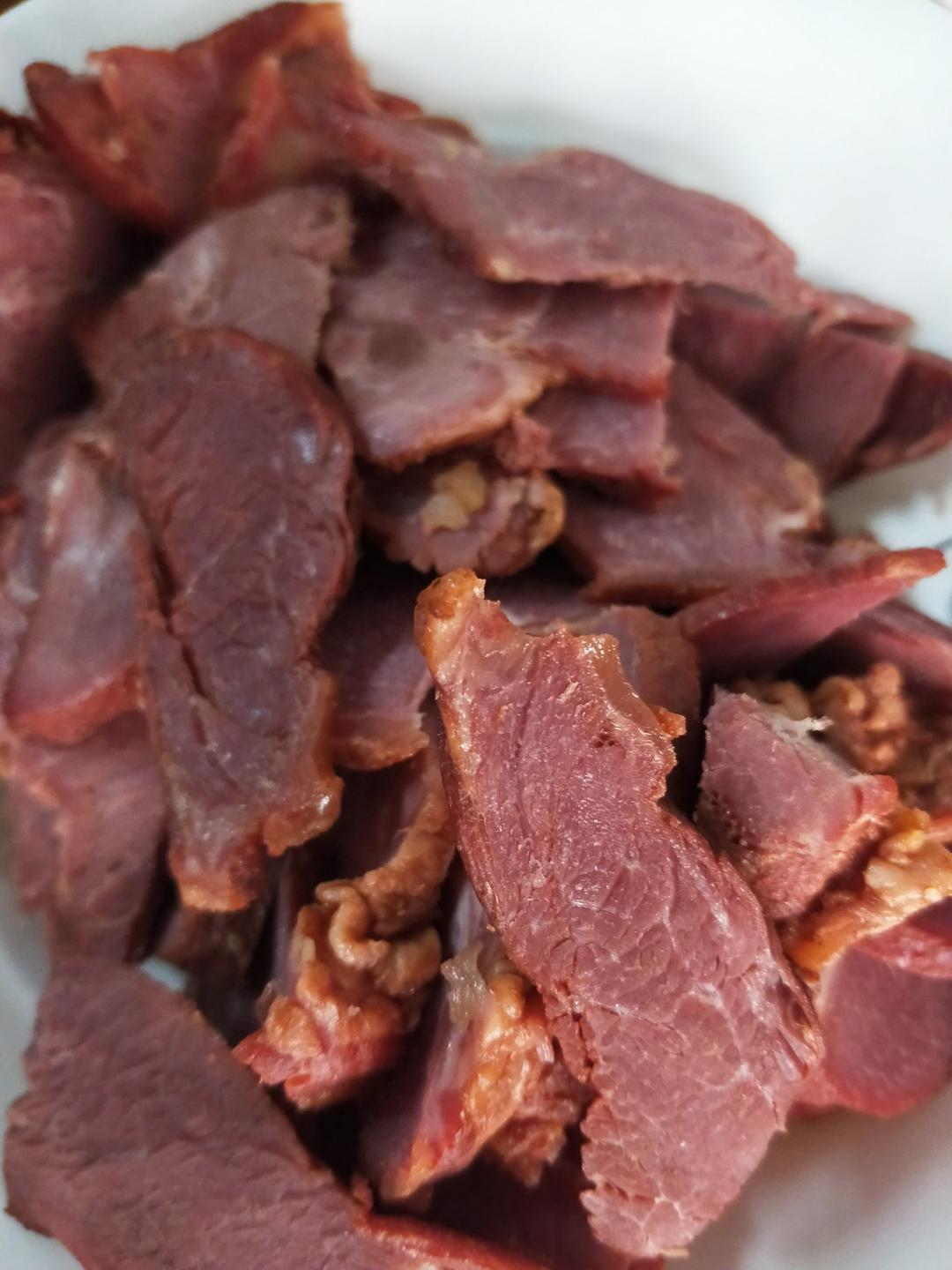 知味江湖做的五香酱驴肉