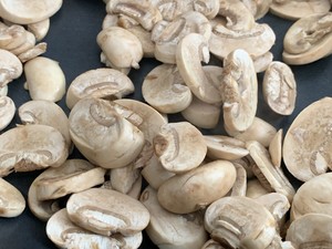 无油热炒口蘑芦笋,健康低脂餐的做法 步骤1