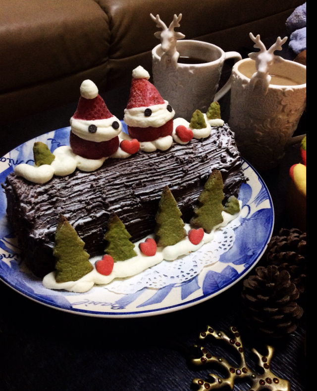 adtama做的圣诞树干蛋糕(christmas log)