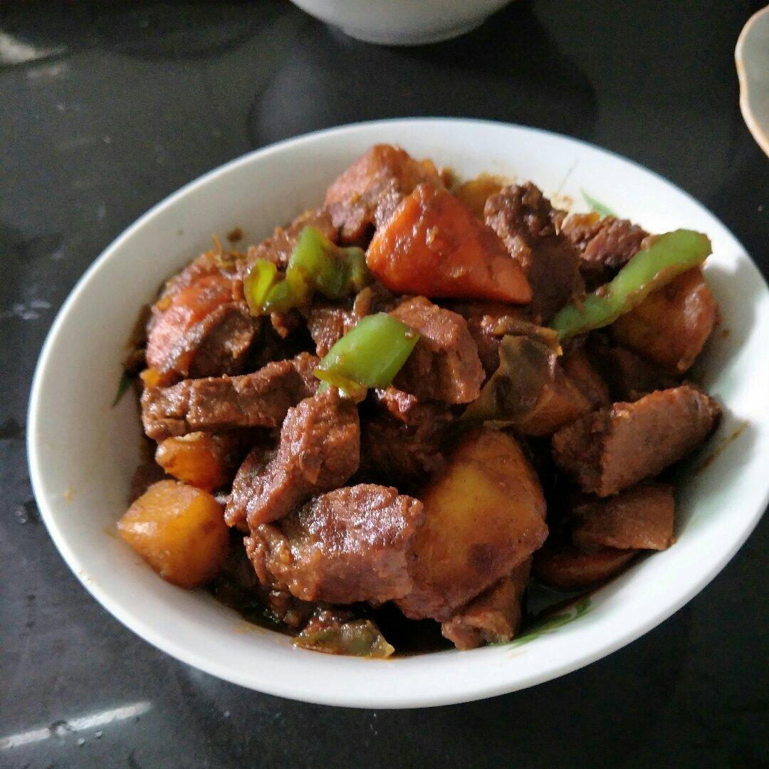 shake泠做的土豆炖牛肉