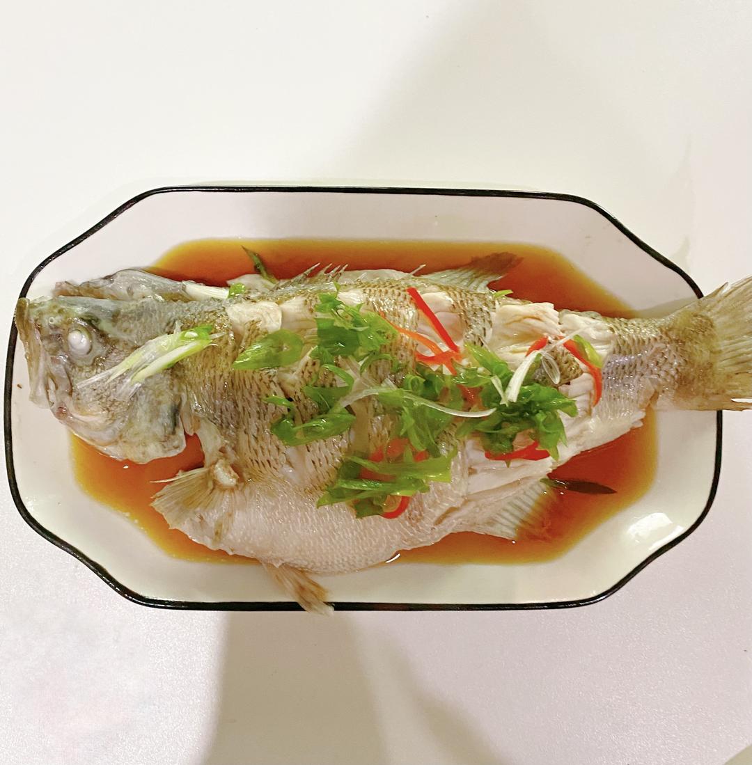 清蒸鲈鱼