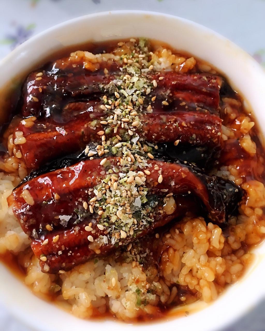 自有人家做的蒲烧鳗鱼饭