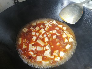 【正宗川菜】四川家常菜麻婆豆腐的做法 步骤8