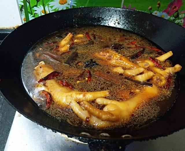秘制红烧鸡爪 秘制红烧鸡爪