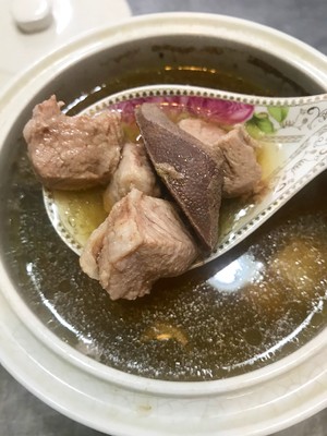 猪肝瘦肉汤,一周两次再也不怕缺铁贫血了?的做法 步骤1