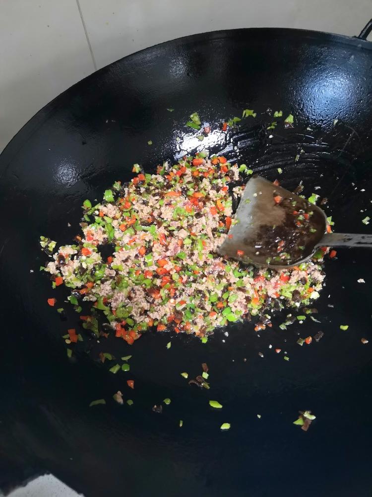 惊为天人/下饭超爱的红三剁的做法 步骤4