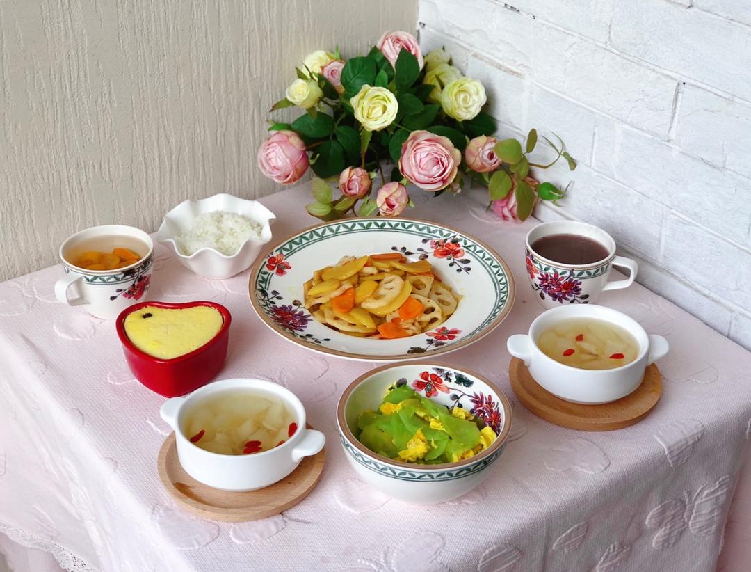 唯美食与爱恋做的早餐2018年11月1日