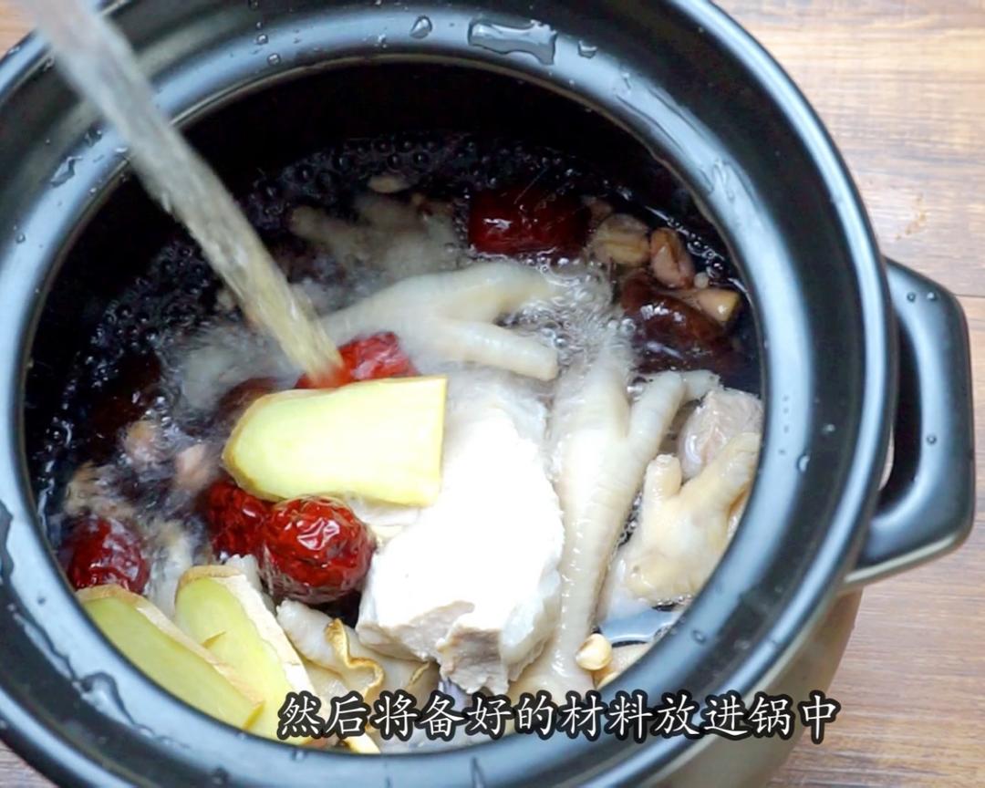 【眉豆花生煲鸡脚】简单步骤煲广东靓汤-祛湿利器